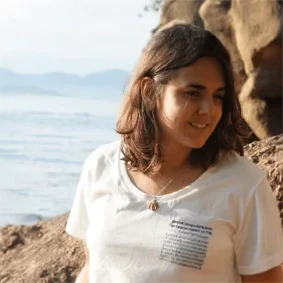 Para evitar poluição do mar, empresa cria produtos com redes de pesca descartadas